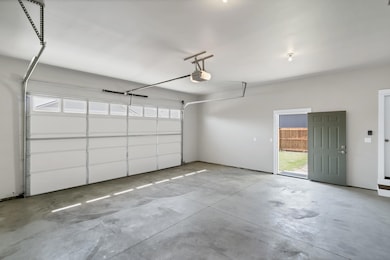 63848 Hunters Cir, Bend, OR 97701 - photo 5