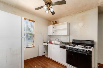 009_638_F 178 S Weyant Ave011