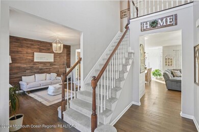 05-SMV_82BridlePath-05