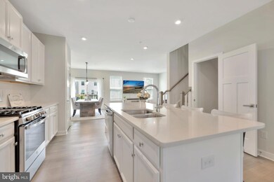 1204 Benjamin Dr, Kennett Square, PA 19348 - photo 5