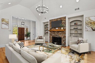59-P1302798_staged