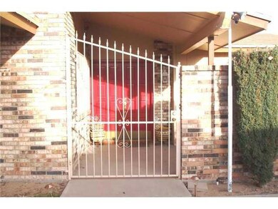 10703 Camaro Ct, El Paso, TX 79935 - photo 3