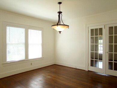 1537 Kipling St, Houston, TX 77006 - photo 6