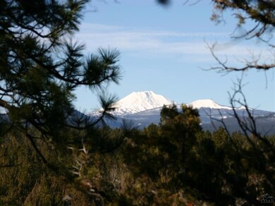 3351 NW Arrowleaf Ct, Bend, OR 97701 - photo 2