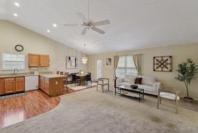 5759 Cheviot Rd, Cincinnati, OH 45247 - photo 4