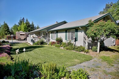 1572 Pleasant Valley Rd, Merlin, OR 97532 - photo 2