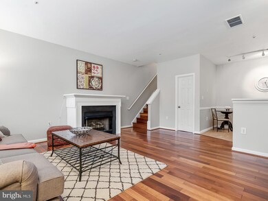 8741 Bright Meadow Ct, Odenton, MD 21113 - photo 7