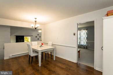 145 W Potomac Dr, Colonial Beach, VA 22443 - photo 7