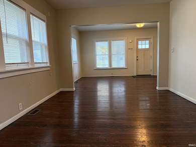 1111 S 27th St, South Bend, IN 46615 - photo 5