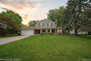 Front of Home/Street View