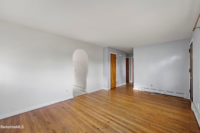 13 Pleasantview Dr, Dalton, MA 01226 - photo 4