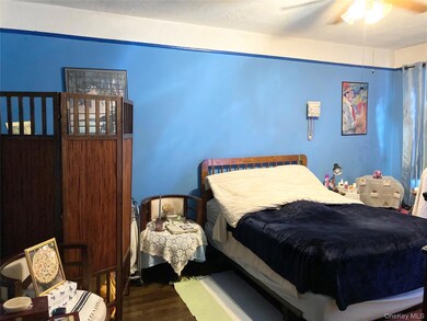 2166 Bronx Park E unit 6C, Bronx, NY 10462 - photo 3