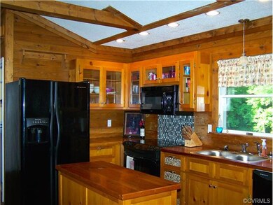 11105 Warwick Dr, North Dinwiddie, VA 23805 - photo 6