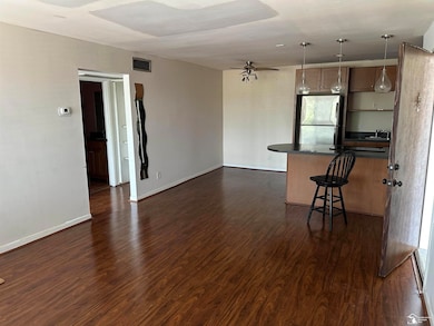 3911 Fort St unit 218, Trenton, MI 48183 - photo 3