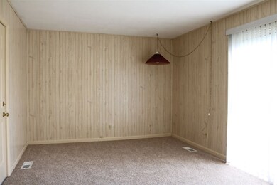 1605 Rue Royale Dr S, Kokomo, IN 46902 - photo 3