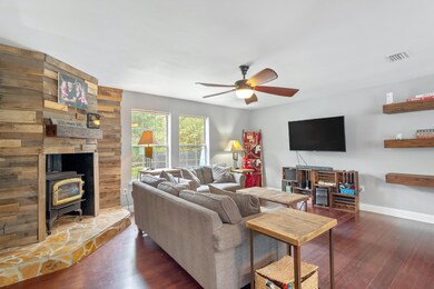 5641 Park Place-11
