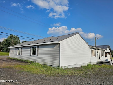 341 N Market St, Elysburg, PA 17824 - photo 6