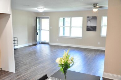 306 N Paris St, Ennis, TX 75119 - photo 5