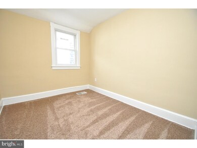 2127 Forest St, Easton, PA 18042 - photo 6
