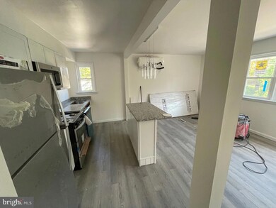 104 E Cedar St, Kennett Square, PA 19348 - photo 5