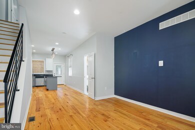 2334 Reed St, Philadelphia, PA 19146 - photo 3