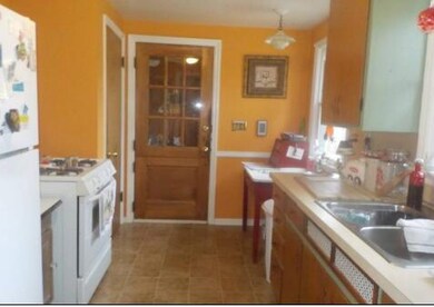Acton-Kitchen
