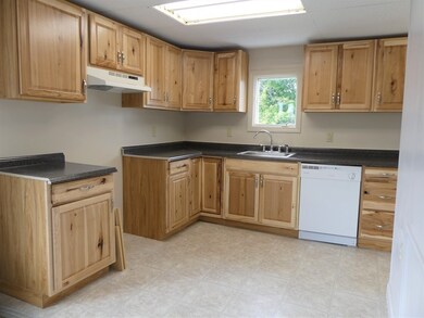 281 S Broadway unit 2, Lawrence, MA 01843 - photo 3