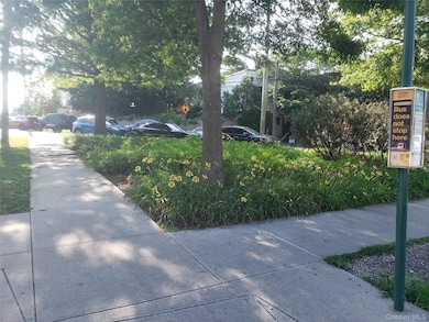 5-05 College Point Blvd, College Point, NY - photo 5