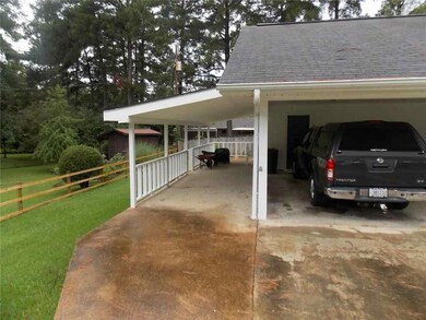 165 Spring Creek Dr, Pineville, LA 71360 - photo 2