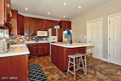 304 Cowdin Ct, Gambrills, MD 21054 - photo 3