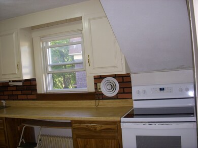 14 Cottage St unit 2, Hudson, MA 01749 - photo 5