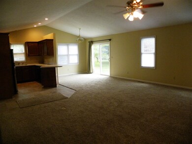 New Carpet, new sliding glass door, new vinyl in k