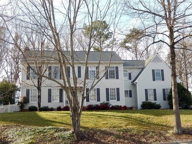 724 Lakewater Dr, Henrico, VA 23229 - photo 2