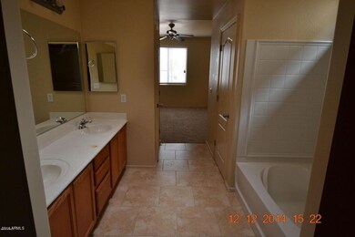 LARGE MASTER BATHROOM