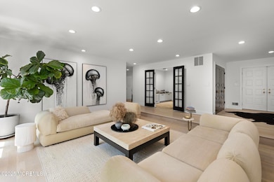 6 Cobblestone Ct, Holmdel, NJ 07733 - photo 5