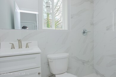 34 Newton St, Staten Island, NY 10312 - photo 7