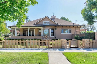 704 E Maple Ave, Orange, CA 92866 - photo 3