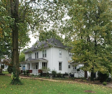 202 E Robertson St, Ozark, MO 65721 - photo 2