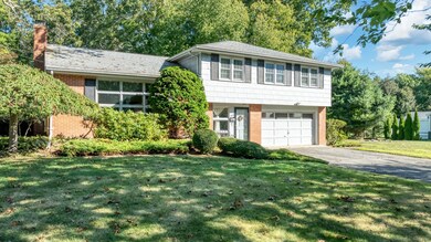 222 Tyler Ave, Groton, CT 06340 - photo 2