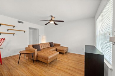 The Pointe unit 19, Austin, TX 78705 - photo 4