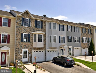 13 Fuzzy Tail Dr, Ranson, WV 25438 - photo 3