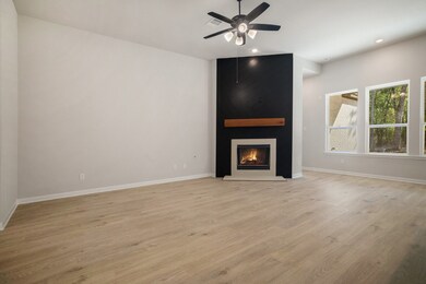 4512 Southern Dr, Dayton, TX 77535 - photo 7