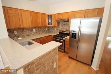 13028 Limestone Ct, Clifton, VA 20124 - photo 3