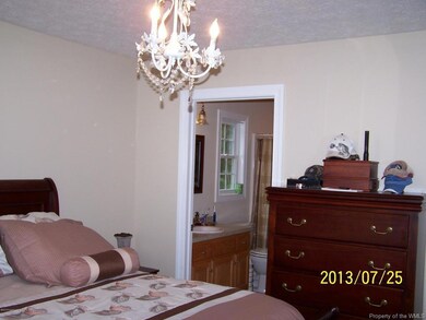 Master in-suite bath