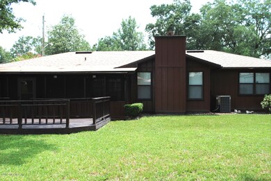 5319 Coronet Dr, Jacksonville, FL 32205 - photo 2