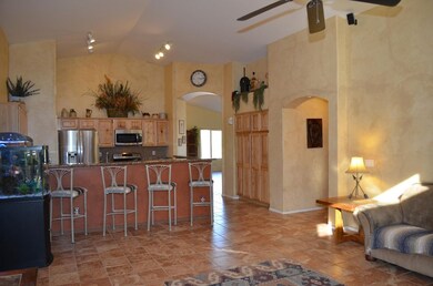 6 Family Room & Kitchen