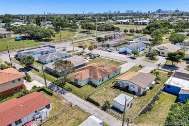 2213 Atlanta St, Hollywood, FL 33020 - photo 7