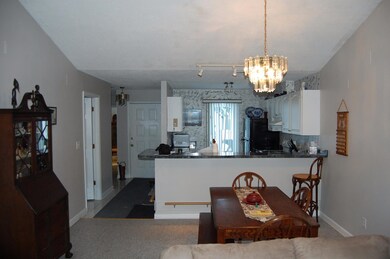 4 Dining-Kitchen