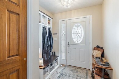 03_8774RugglesRd_32_Foyer_LowRes