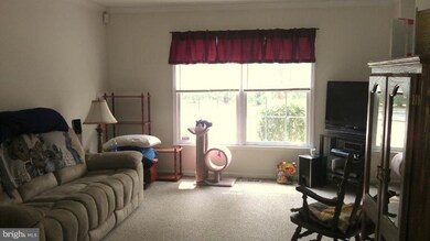 1210 Fairchild Ave, Hagerstown, MD 21742 - photo 4